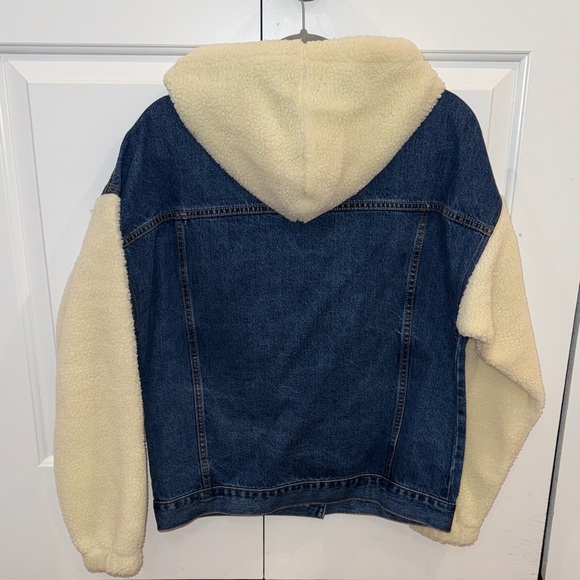Denim and Sherpa Jacket with Hood - Picture 4 of 4